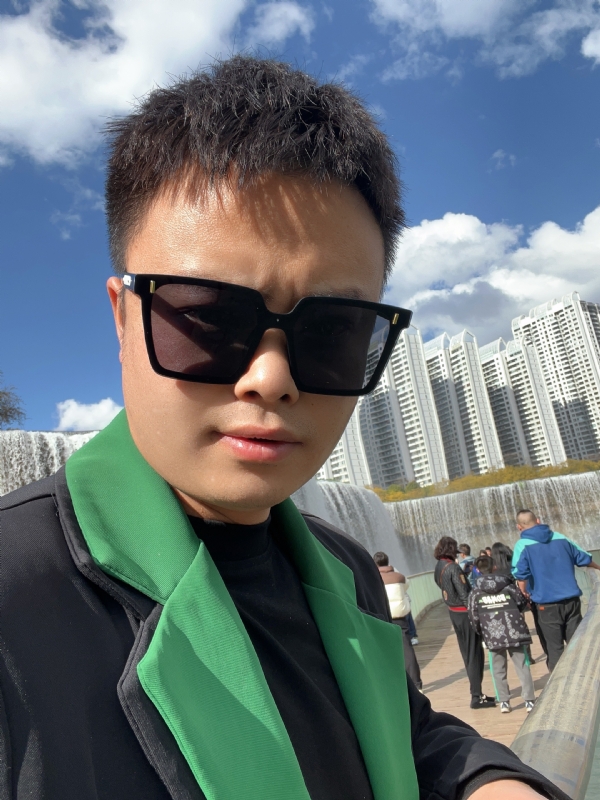 子阳的第一张照片--赣州相亲服务中心