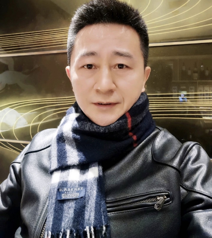 情到深处的第一张照片--赣州相亲服务中心