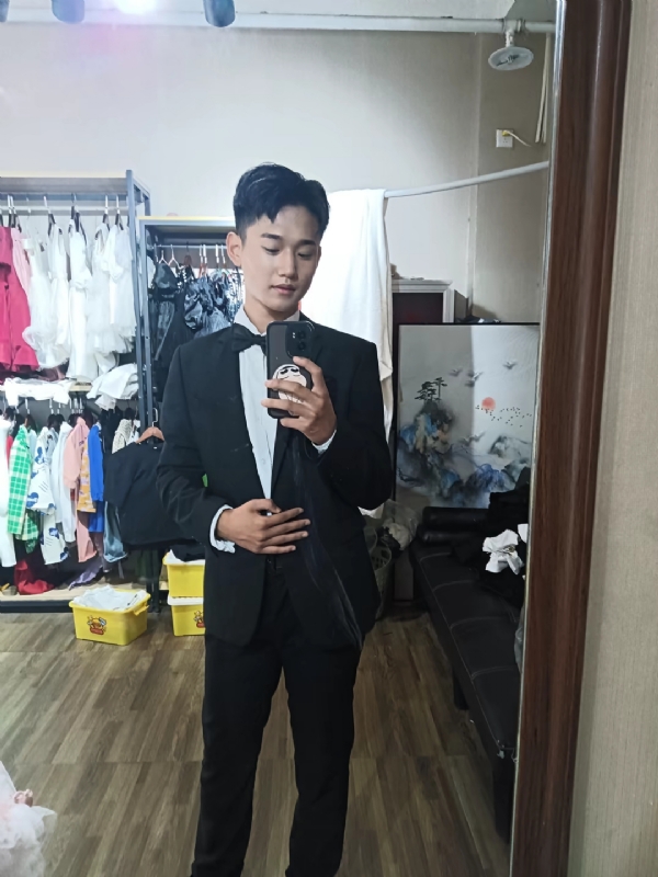 李梓宇的第一张照片--赣州相亲服务中心