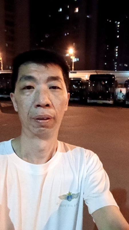 小丑的第一张照片--赣州相亲服务中心