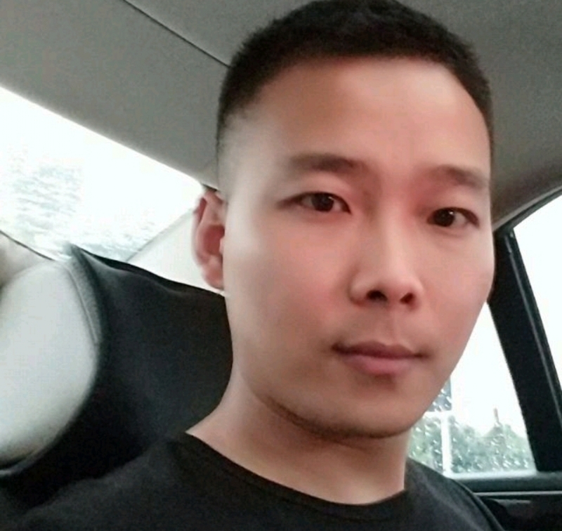 李先生的第二张照片--赣州相亲服务中心