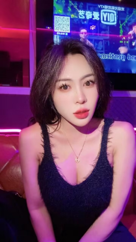 素素可月的第二张照片--赣州相亲服务中心