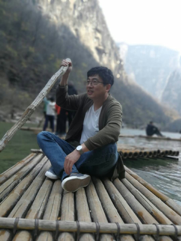 风被吹走了的第一张照片--赣州相亲服务中心