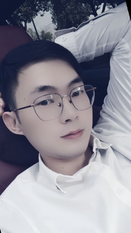哈哈的第一张照片--赣州相亲服务中心