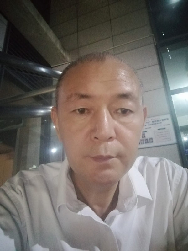 老李的第一张照片--赣州相亲服务中心
