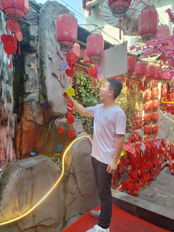 时间不语的第一张照片--赣州相亲服务中心