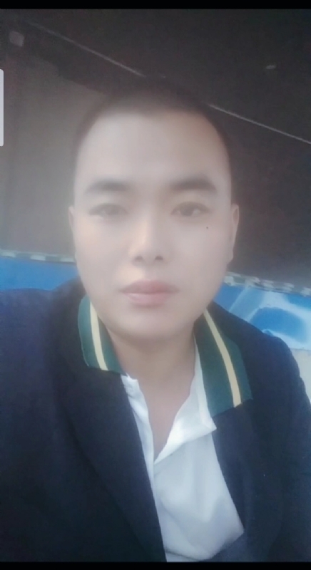 阳光男孩的第一张照片--赣州相亲服务中心