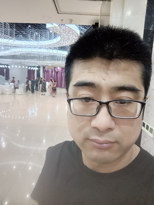 晴天的第三张照片--赣州相亲服务中心