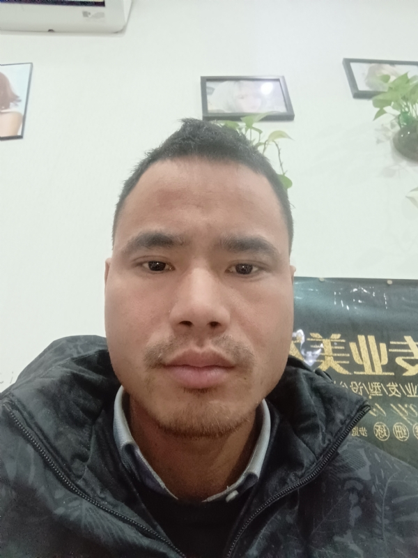 liuliyong的第一张照片--赣州相亲服务中心