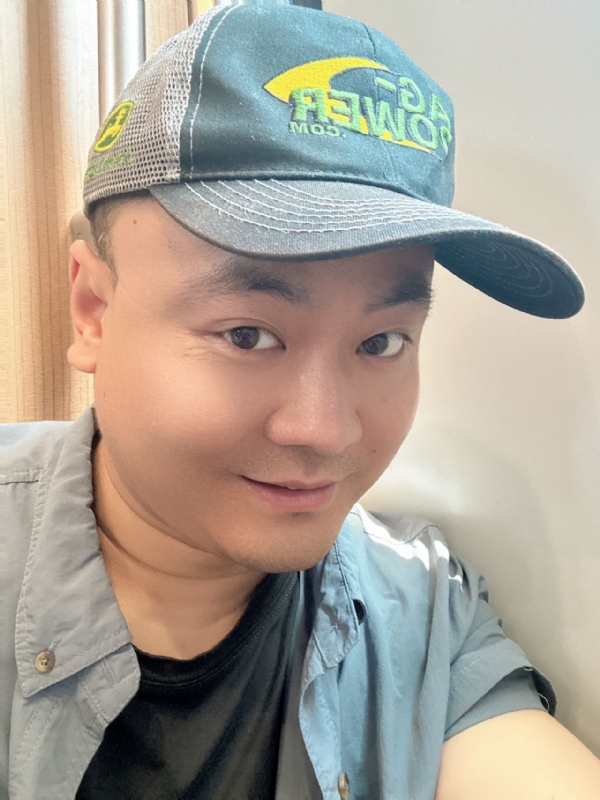 冰的第二张照片--赣州相亲服务中心