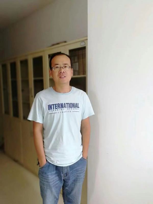 黄土麦田的第一张照片--赣州相亲服务中心