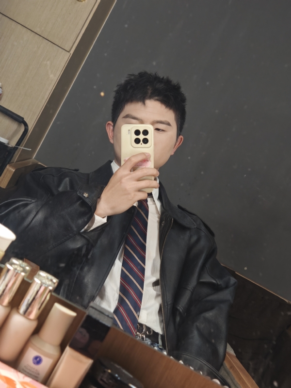 郝天翔的第一张照片--赣州相亲服务中心