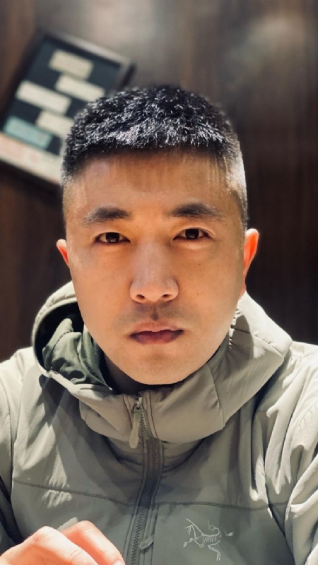 山中何缘的第一张照片--赣州相亲服务中心