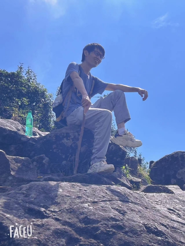 落叶之秋的第一张照片--赣州相亲服务中心