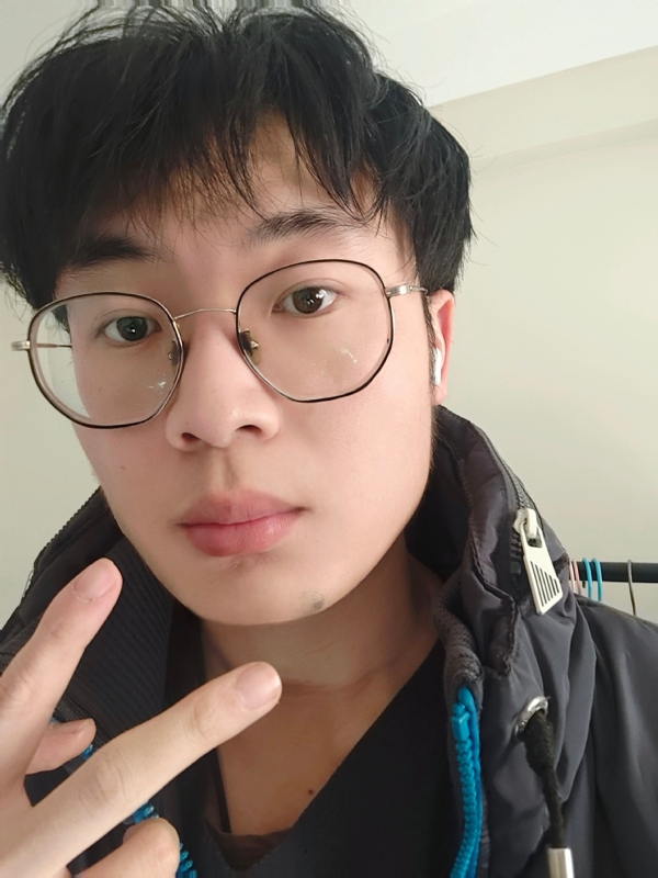 俊哒哒哒的第一张照片--赣州相亲服务中心