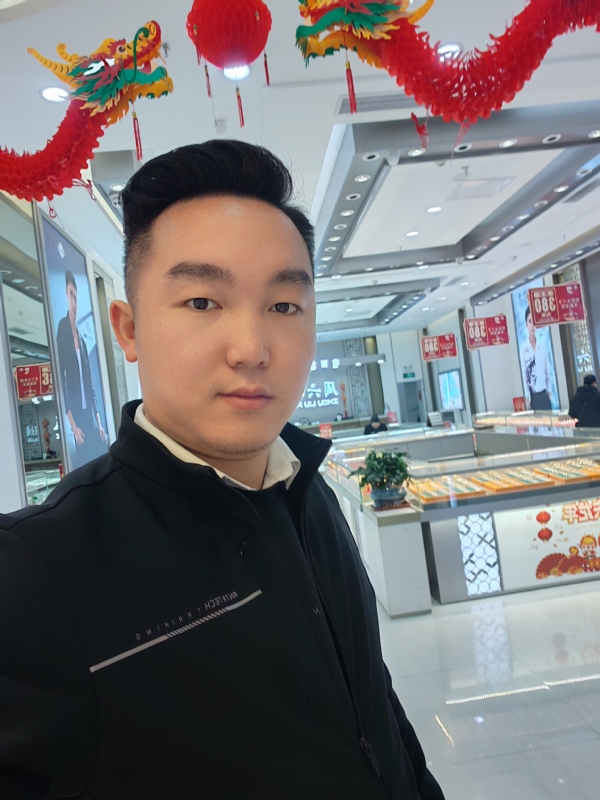 龍鳯壹生美的第一张照片--赣州相亲服务中心