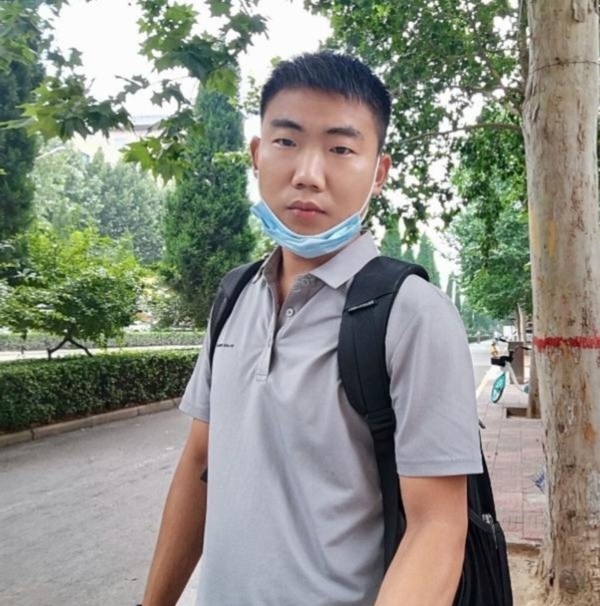 90年男征婚的第一张照片--赣州相亲服务中心