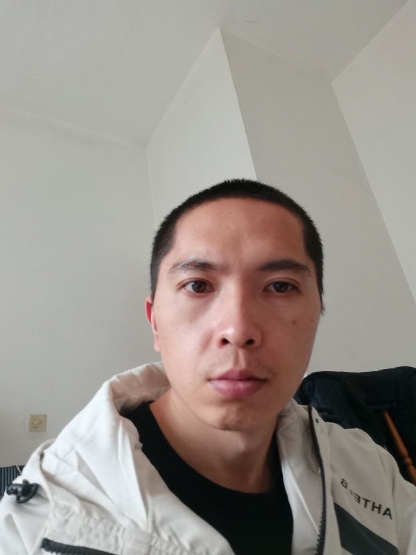 至诚的第一张照片--赣州相亲服务中心