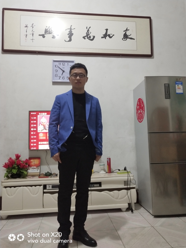 孤独的狼的第一张照片--赣州相亲服务中心