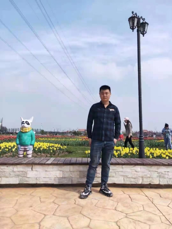 海阔天空的第一张照片--赣州相亲服务中心