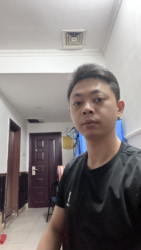 飞天猪的第一张照片--赣州相亲服务中心
