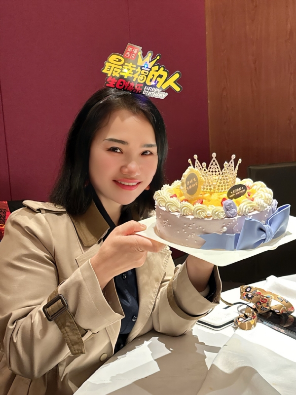 Apple的第一张照片--赣州相亲服务中心