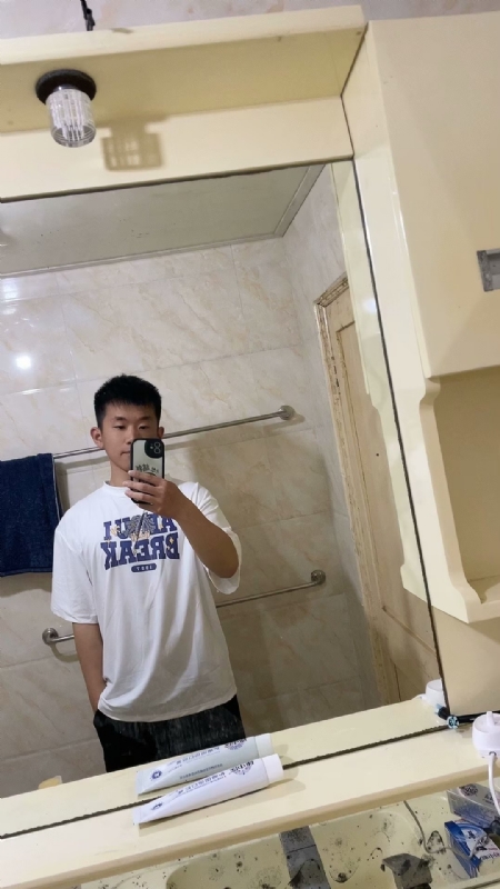 哈哈的第二张照片--赣州相亲服务中心