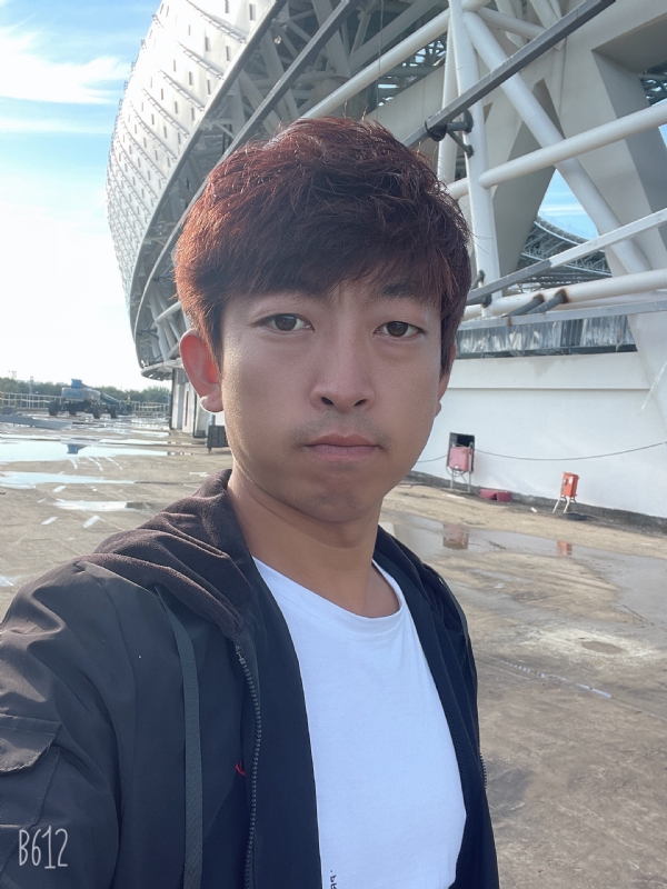 绅士大男孩的第一张照片--赣州相亲服务中心