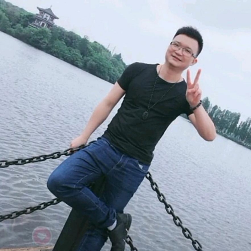 lg营的第一张照片--赣州相亲服务中心
