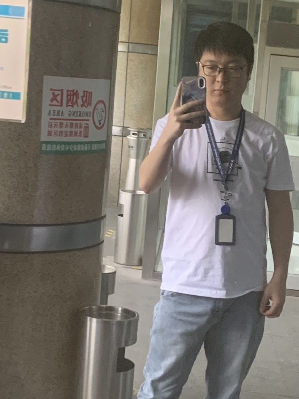 潜伏的第一张照片--赣州相亲服务中心