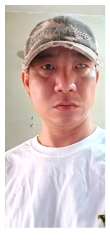 小心做人的第三张照片--赣州相亲服务中心