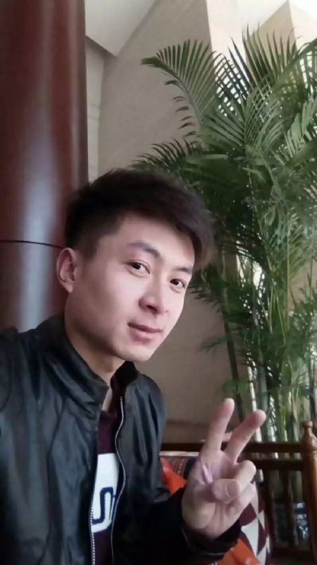 蓝锋的第一张照片--赣州相亲服务中心