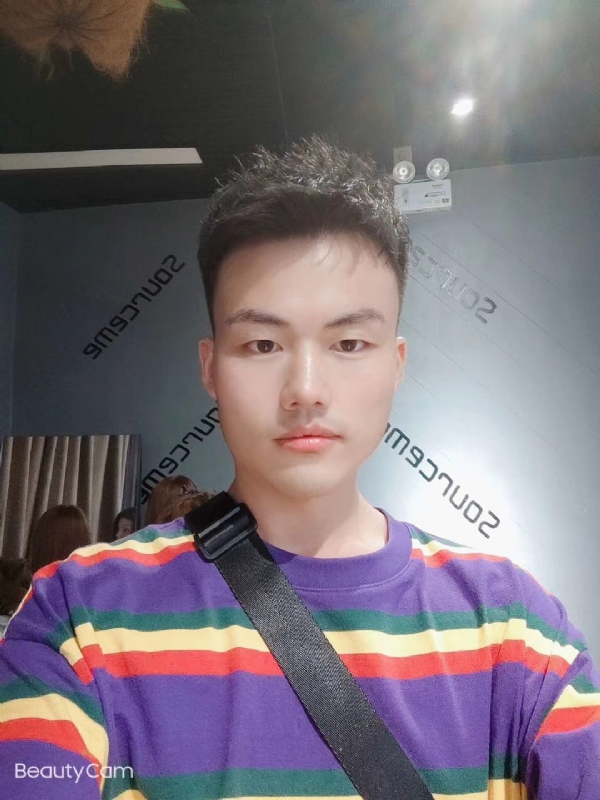 满天的星光的第四张照片--赣州相亲服务中心