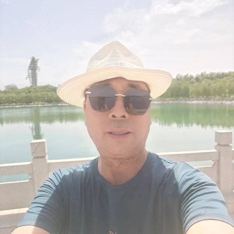 有钱人的第一张照片--赣州相亲服务中心