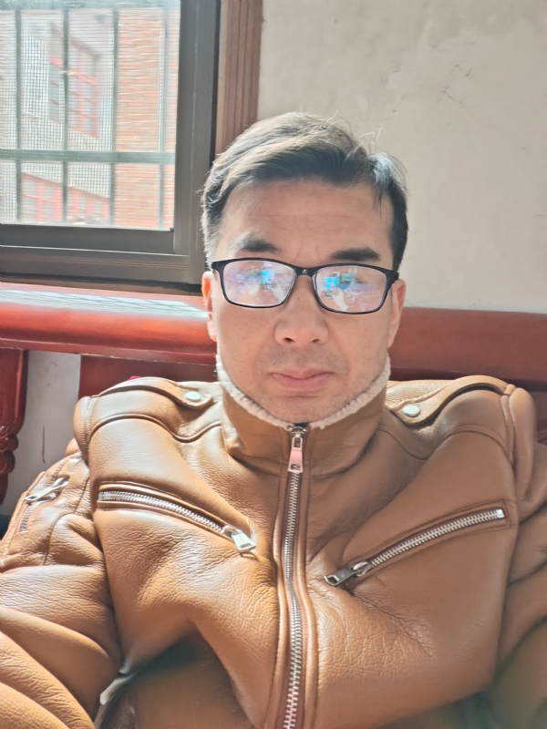 弹簧的第一张照片--赣州相亲服务中心