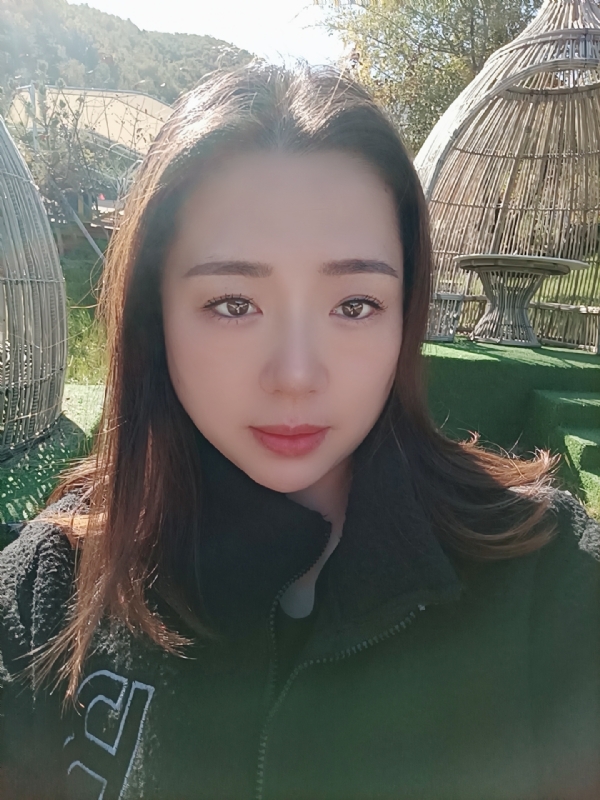 阿燕的第一张照片--赣州相亲服务中心