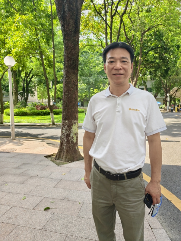 哈哥的第一张照片--赣州相亲服务中心