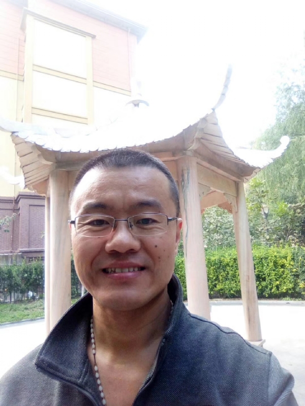 撸起袖子加油干的第一张照片--赣州相亲服务中心