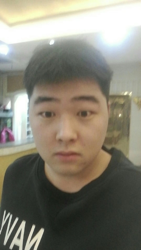 丹尼的第二张照片--赣州相亲服务中心