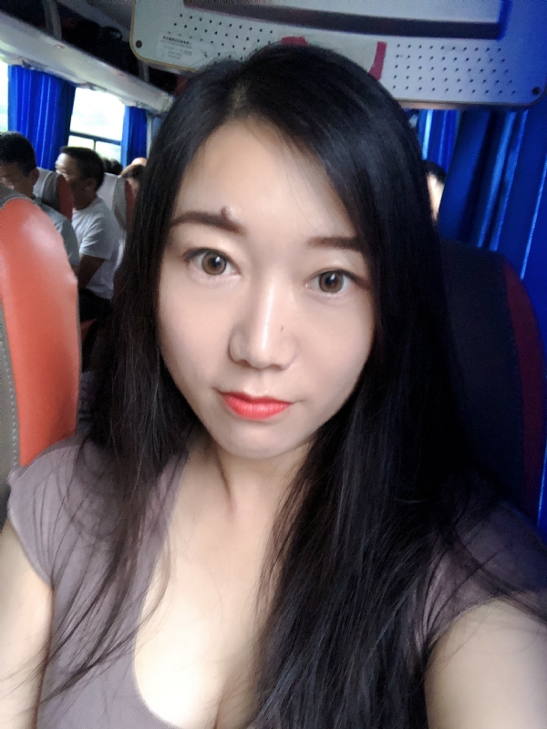 杨杨的第一张照片--赣州相亲服务中心