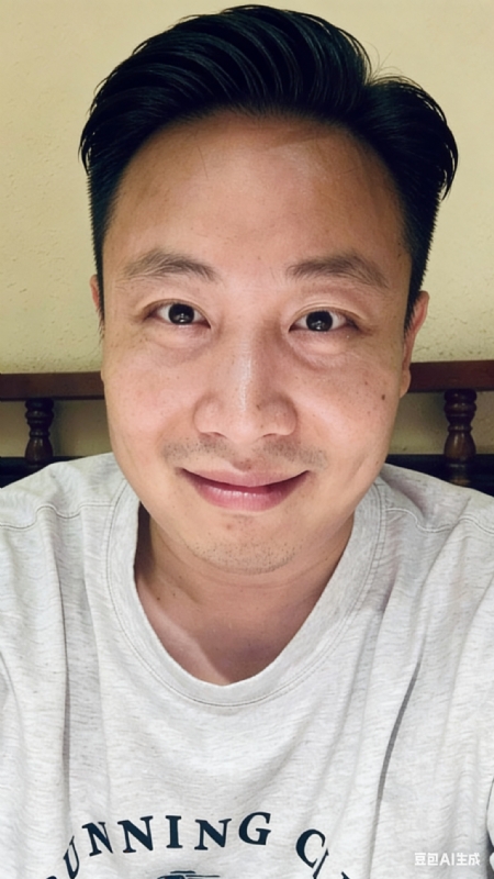 巾凡的第二张照片--赣州相亲服务中心