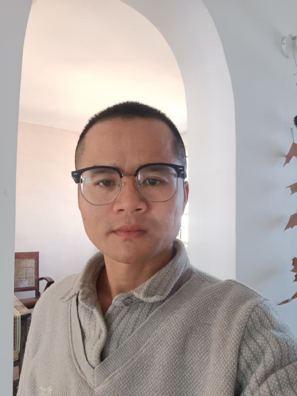 戴戴的第二张照片--赣州相亲服务中心