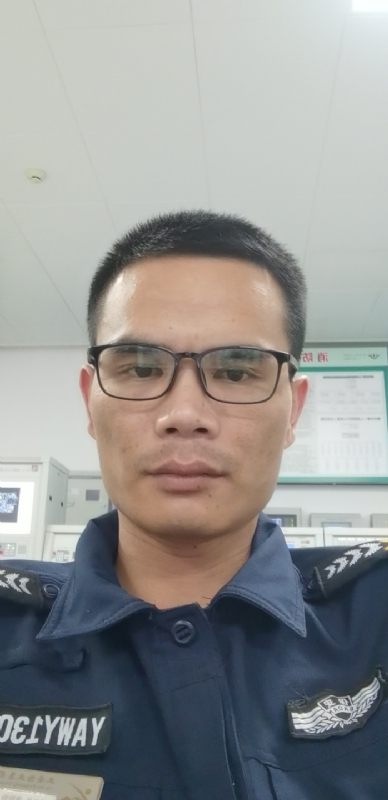 一直都在的第一张照片--赣州相亲服务中心