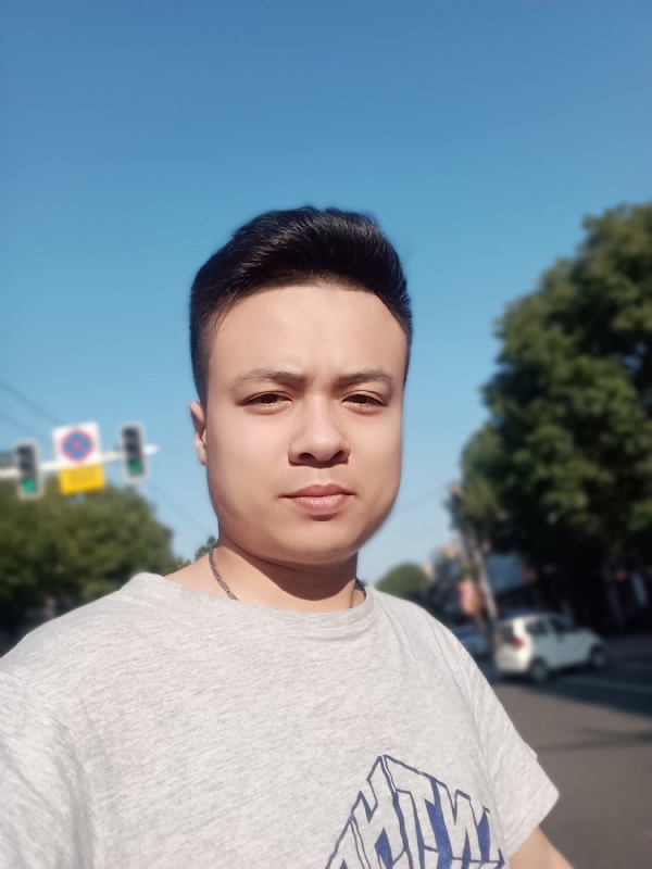 简简单单的第二张照片--赣州相亲服务中心