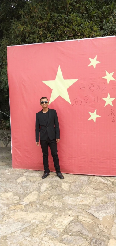 奔腾的小乌鸦的第一张照片--赣州相亲服务中心