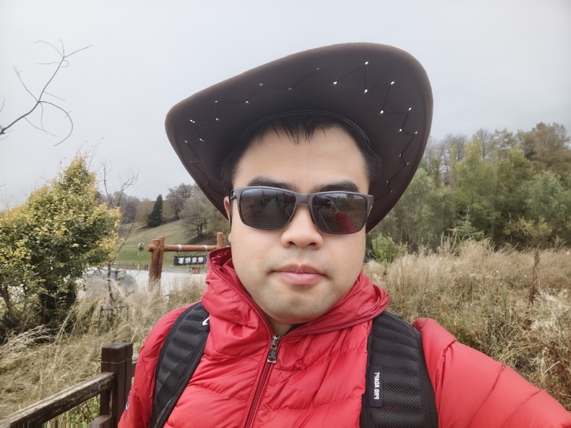 欢乐的笑的第一张照片--赣州相亲服务中心