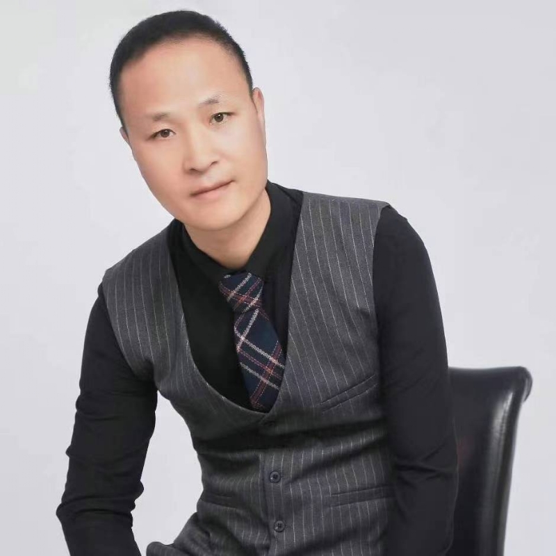 子昂的第四张照片--赣州相亲服务中心