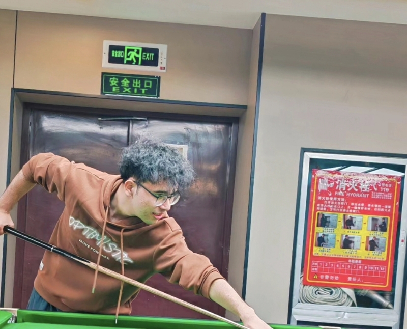 小鬼的第一张照片--赣州相亲服务中心