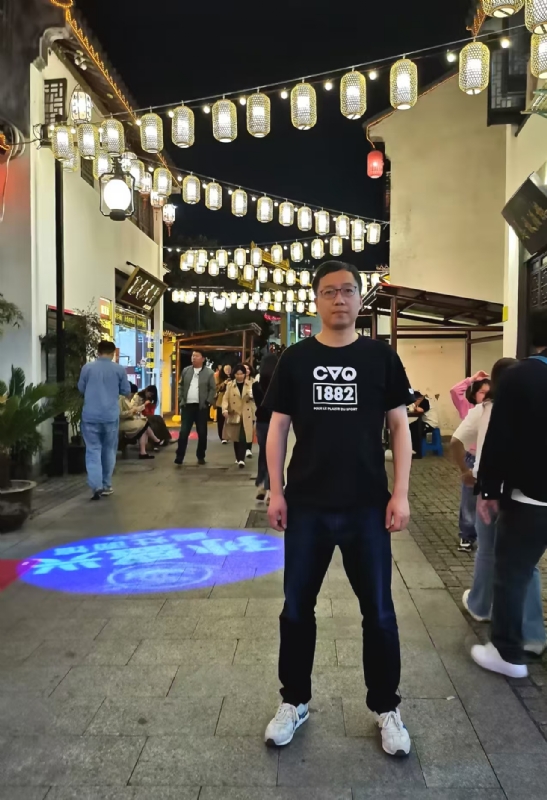 张楚岚的第一张照片--赣州相亲服务中心