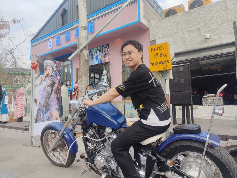 栉风的第一张照片--赣州相亲服务中心